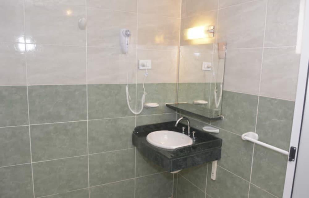 Altos Del Iguazu Hotell Puerto Iguazú Eksteriør bilde