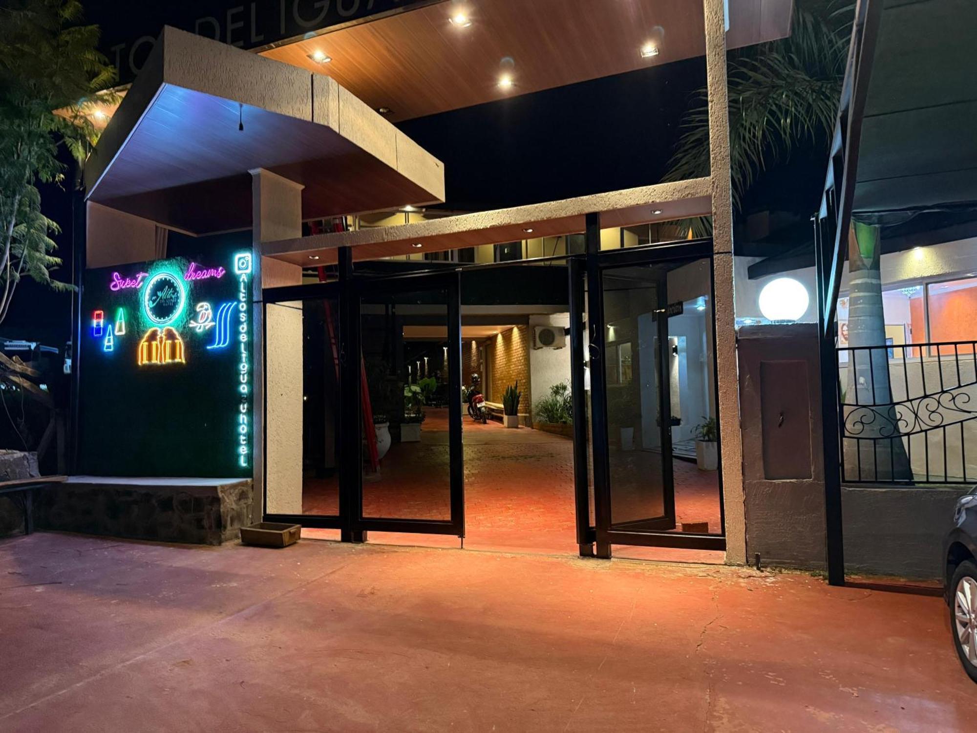 Altos Del Iguazu Hotell Puerto Iguazú Eksteriør bilde
